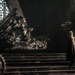Daenerys-throne-Dragonstone-335e372c4c9afeeb4d4dd42deca9309e.jpeg