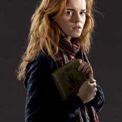 New-promotional-pictures-of-Emma-Watson-for-Harry-Potter-and-the-Deathly-Hallows-part-1-hermione-granger-31934019-375-500-2372c8a73a3051bacbeea2a02346ee6e.jpg