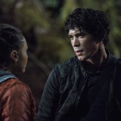 The-100-Episode-1.12-We-Are-Grounders-Part-1-Promotional-Photos-13-595-slogo-3a49fc4174b127cb06db3b41c4df435b.jpg