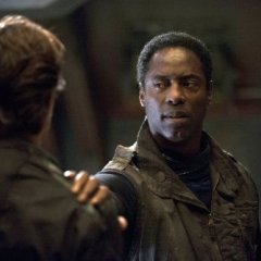 The-100-Episode-1.12-We-Are-Grounders-Part-1-Promotional-Photos-4-595-slogo-6f36d3b20937036fb56539bc23b546e3.jpg