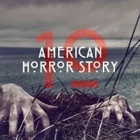 Ryan Murphy přichází s prvním plakátem k desáté řadě American Horror Story