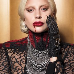 Lady-Gaga-AHS-Hotel-glove-d1008b1aabc7f1faaf4e7b330e756171.jpg