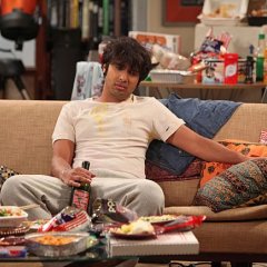 THE-BIG-BANG-THEORY-Season-6-Episode-17-The-Monster-Isolation-8-682299079ae5eb252d55802fa816f12a.jpg
