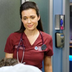 chicago-med-episode-518-in-the-name-of-love-promotional-photo-04-8037744816009c9e4443f382848510c4.jpg