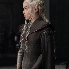 Daenerys-Targaryen-2-1fc6a98d0305df9e4a0ca087cb98e24c.jpg