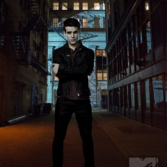 shadowhunters-season-2-is-darker-than-ever-in-these-all-new-photos6-b9dad658d4561221c901015a10895456.jpg