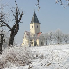 800px-Church-Chvojen-in-Winter-8d0d6e1ab91a33547b7e4dec78dc4e83.jpg