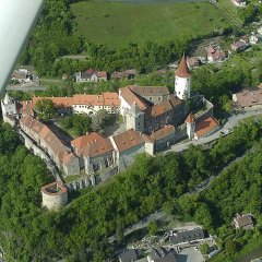 Krivoklat-castle-aerial-03-08eb949c18b8cd64e63c3863e1b38cb6.JPG
