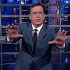 Komik Stephen Colbert se Obamovi vysmívá, že nic neví