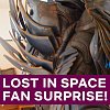 Herci z Lost in Space překvapili největší fanynku