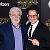 J. J. Abrams otevřeně reaguje a přijímá kritiku svého filmu Star Wars: Síla se probouzí