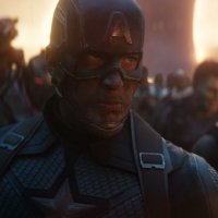 Boj o překonání Avatara pokračuje, Marvel Studios znovu nasazuje Avengers: Endgame do kin