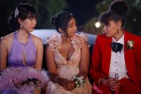 S04E09: ...gone to prom