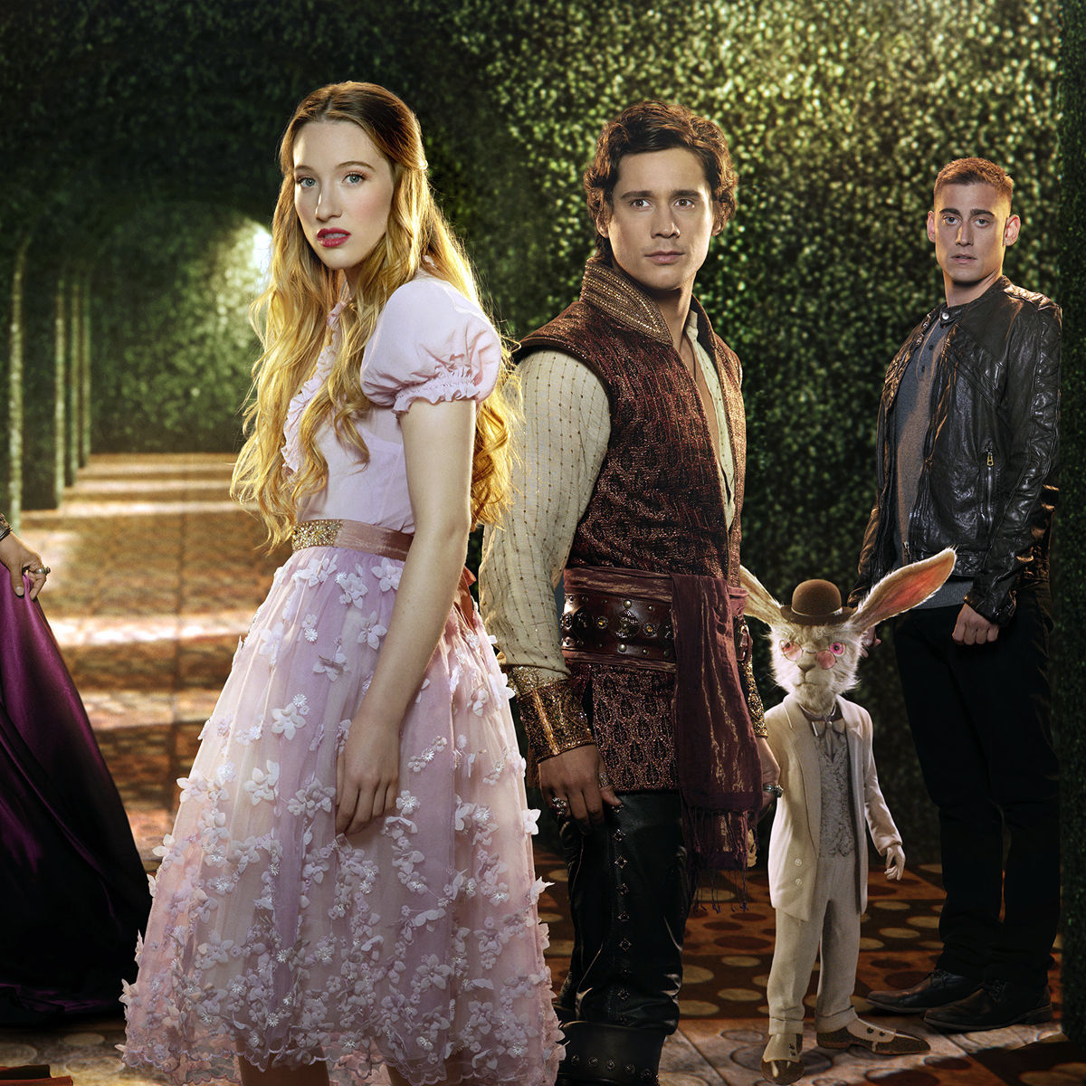 Které postavy z Once upon a Time se objeví ve Wonderland?